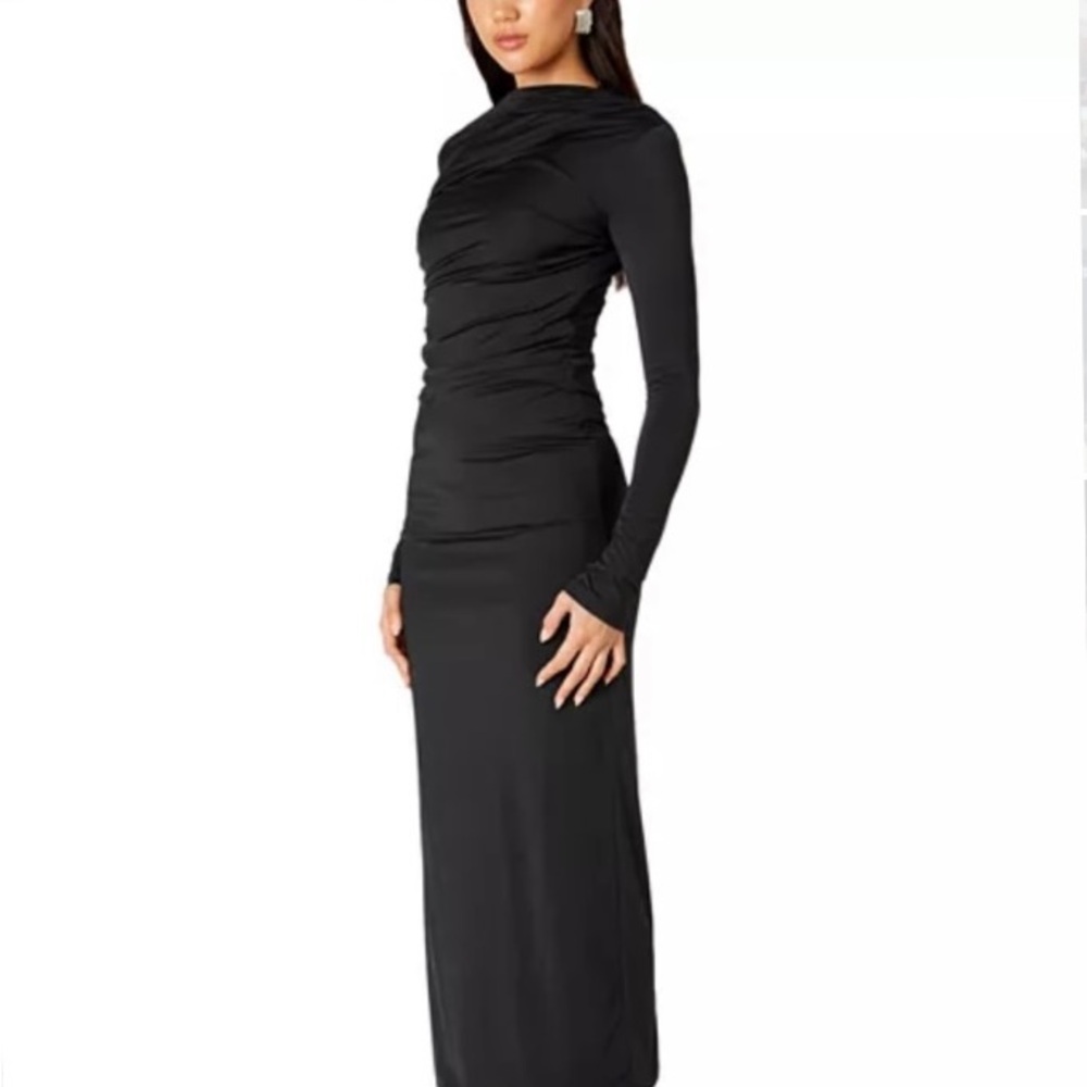 Chic Long Sleeve Black Dress